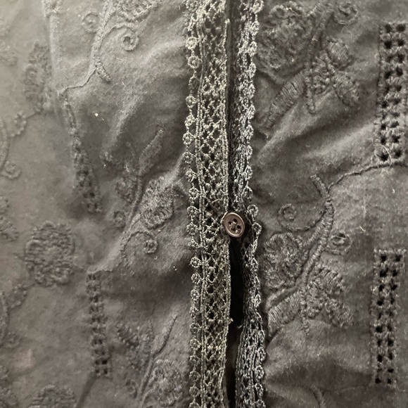 Zara Girls Black embroidered Blouse - Picture 5 of 13